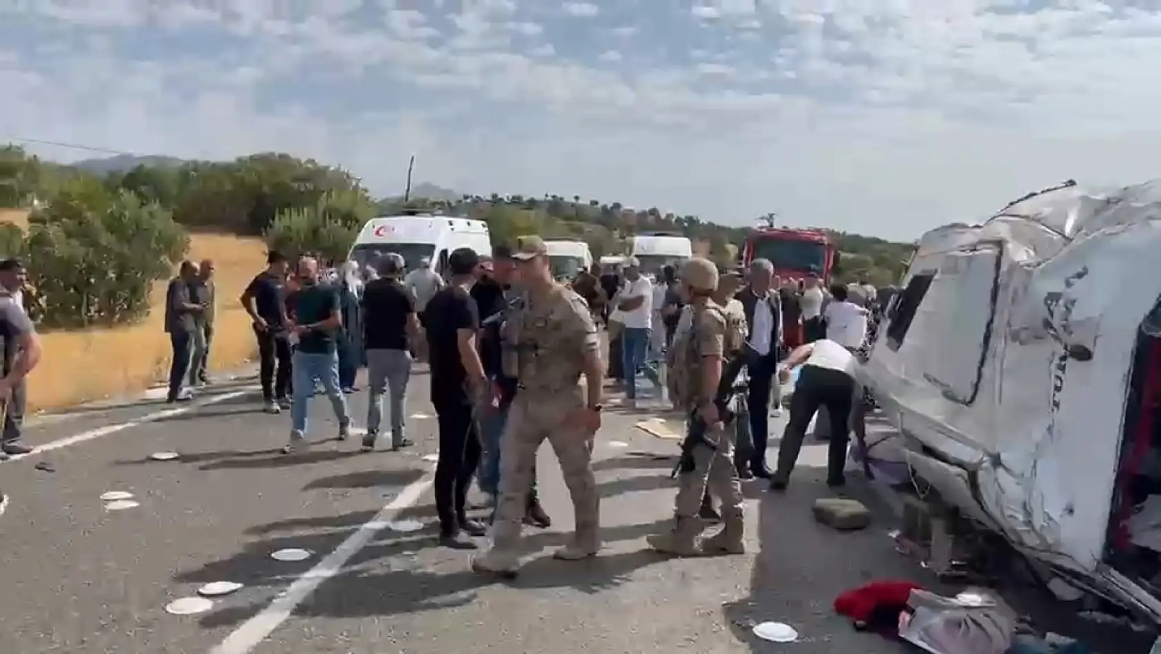Korkunç kaza sonrası acı bilanço: 5 ölü, 11 yaralı