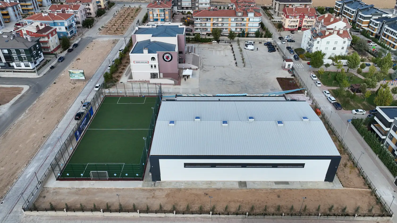 Konya'da eğitime dev yatırım: Okullar, spor salonları, külliyeler...