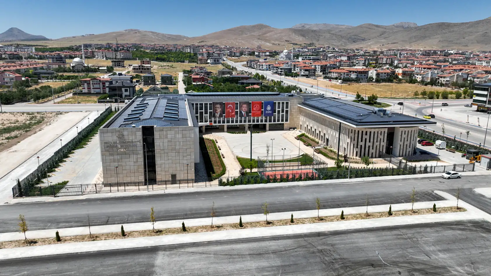 Konya'da olimpiyat yolculuğu bu merkezde başlıyor! Vali Akın'dan ziyaret
