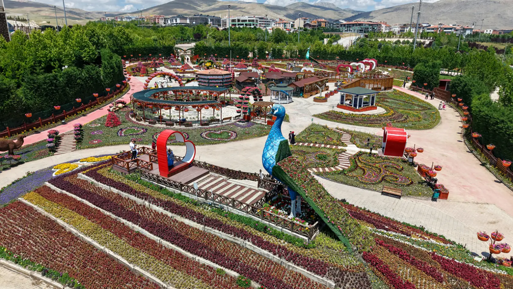 Konya'daki o park yüzünden telefon hafızaları doldu!