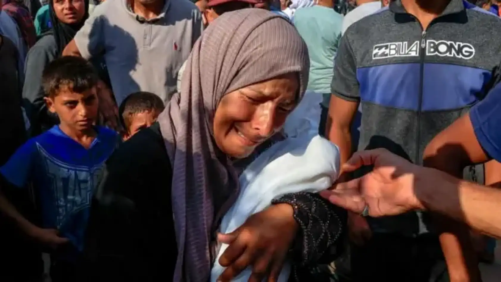 Bir insan aç ve susuz ne kadar dayanabilir? Bu fotoğraflar vicdanınızı sızlatacak!