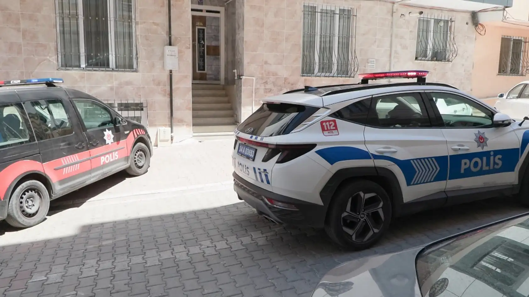 Aracına yöneldi, kanlı pusunun hedefi oldu