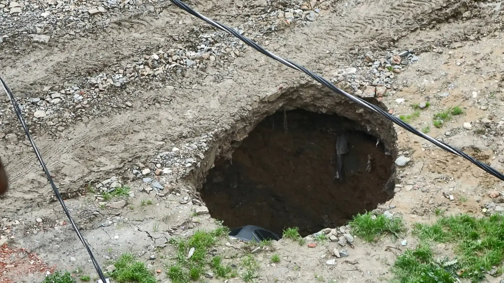 Konya obrukları İstanbul'a mı taşındı? Esenyurt'ta korkutan göçük