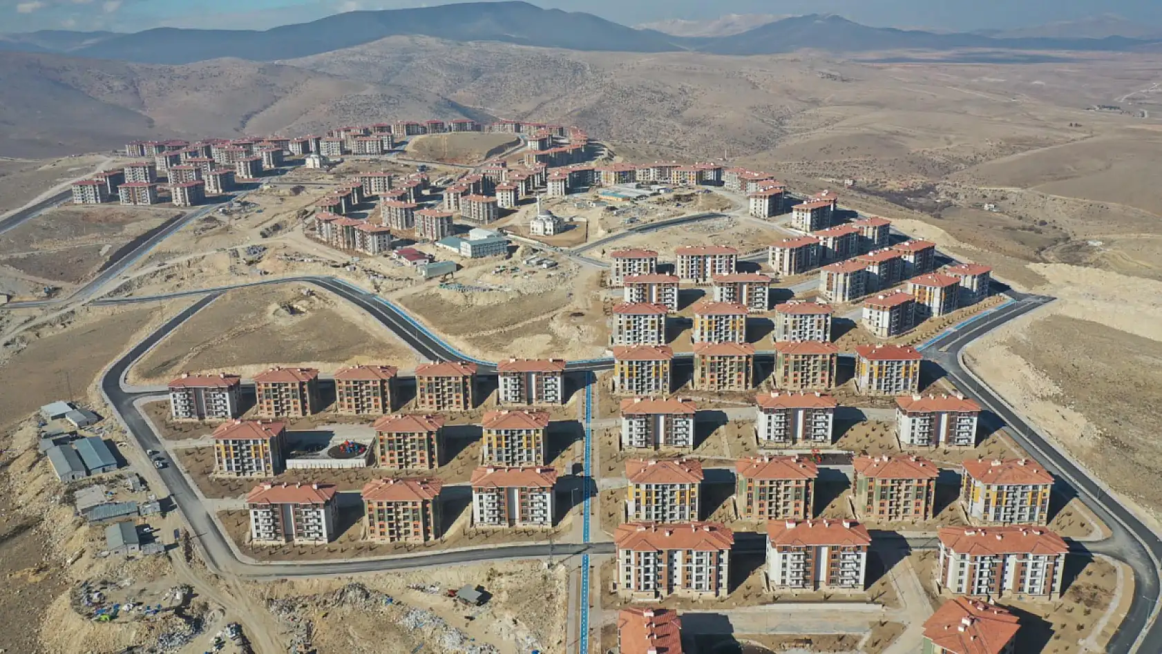 Konya'ya yeni ticaret merkezi mi geliyor? TOKİ o projeyi açıkladı!