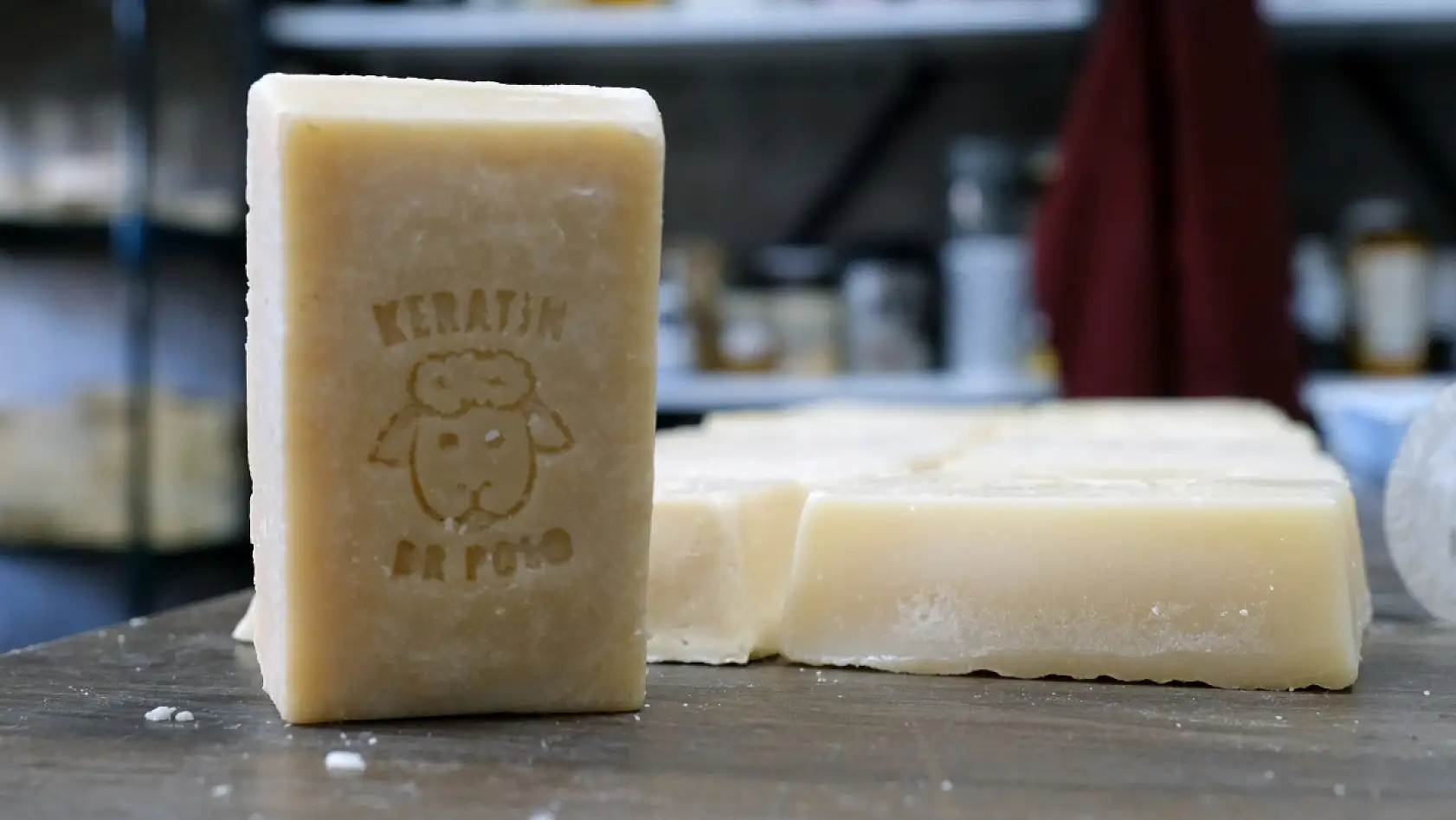 Konya'da bilimden kozmetiğe: Koyun yünü sabuna dönüştü