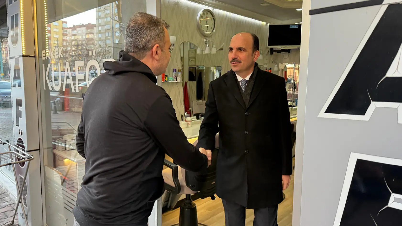 Uğur İbrahim Altay'dan iftar öncesi esnaf ziyareti