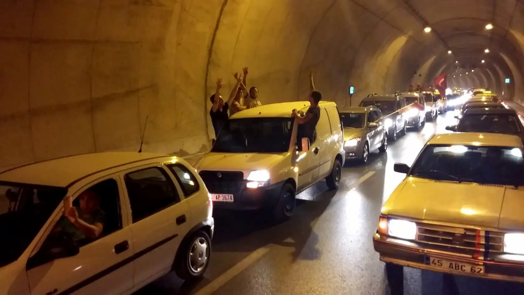 15 Temmuz resimleri, 15 Temmuz'un unutulmaz kareleri