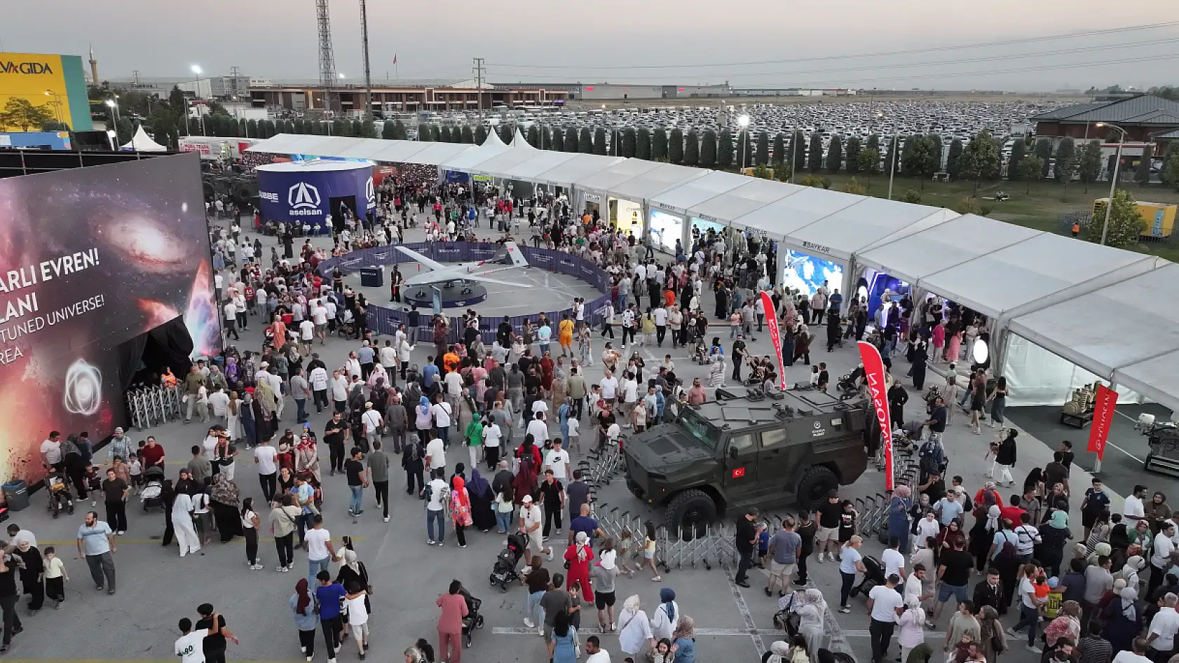Konya'da yüz binler bilimin peşinden koştu