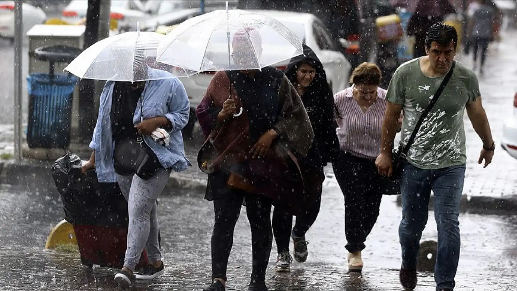 Meteoroloji uyardı: Konya'ya o saatlerde sağanak yağış geliyor!