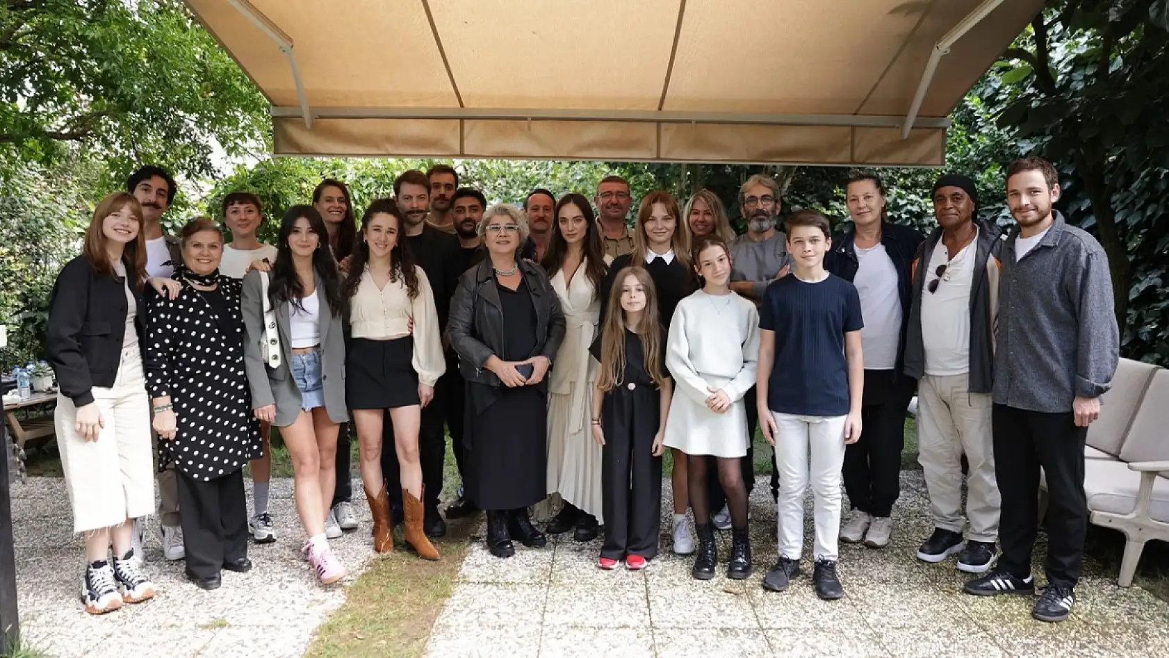 Türk dizi severleri heyecanlandıracak yeni bir yapım: Şakir Paşa Hanedanı: Mucizeler ve Skandallar...