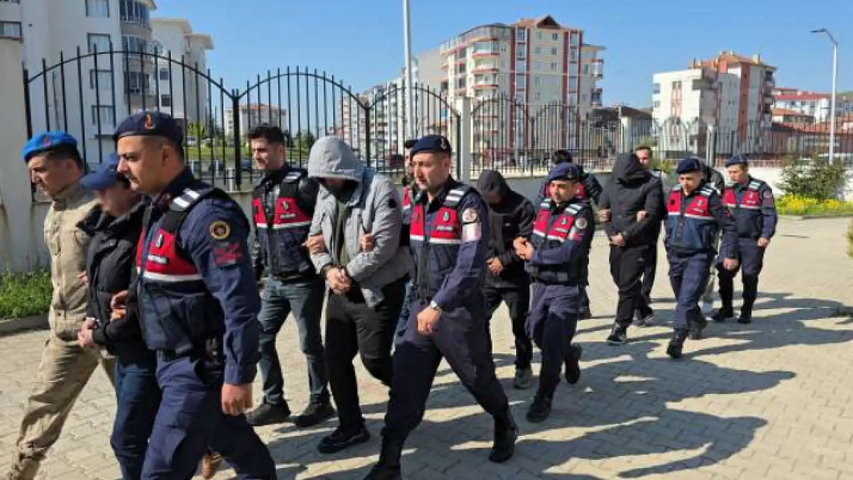 Konya'nın da içinde olduğu operasyonda milyonluk para trafiği ortaya çıktı