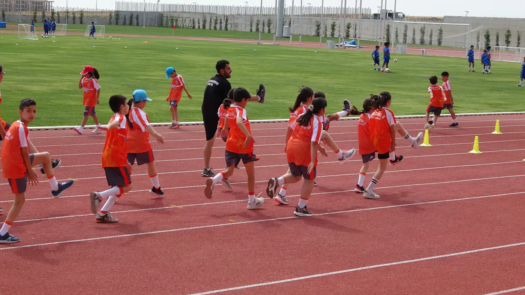Konya'da dikkat çeken proje: 20 bin çocuk sporla buluştu