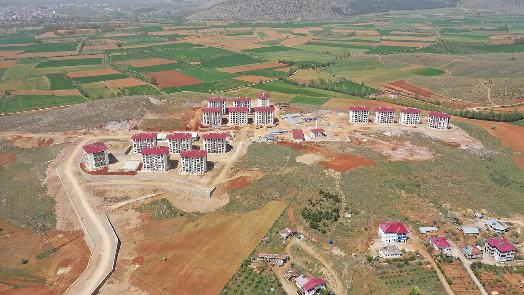 TOKİ'den Konya'ya 17 Bin 578 Konut, 40 Sosyal Donatı ve Eğitim-Sağlık Yatırımı