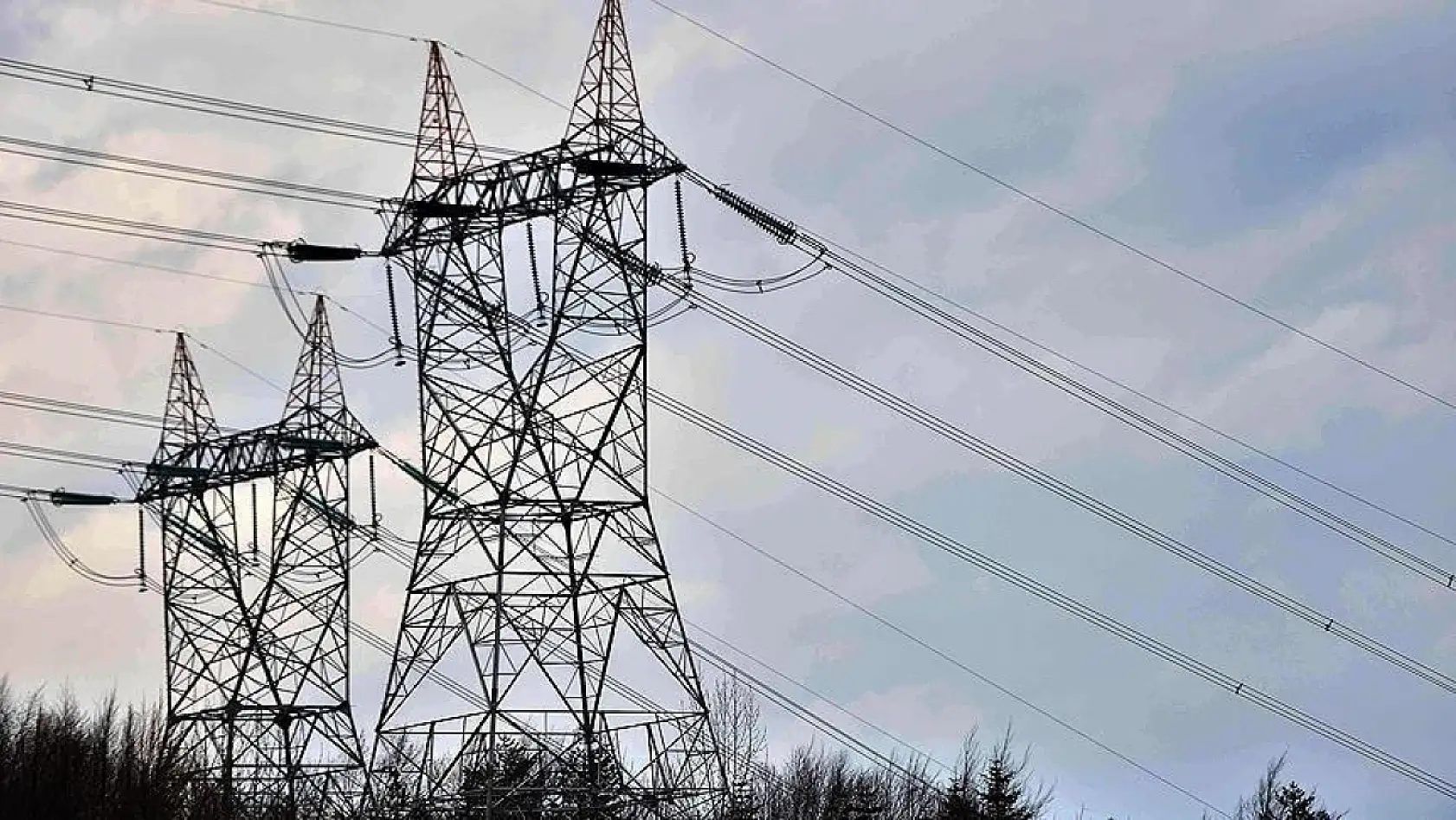 Konya'nın merkez ilçesine kritik uyarı: Bu adreslerde elektrik kesintisi yaşanacak!