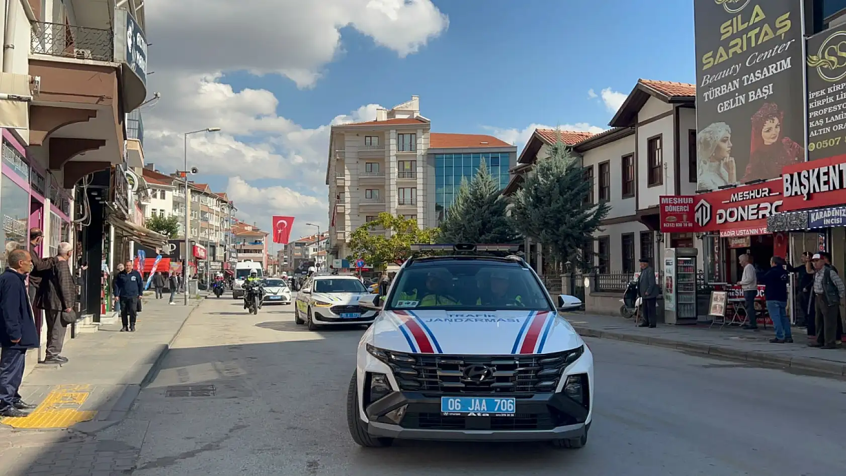 Şehit polis Ahmet Türkoğlu son yolculuğuna uğurlandı