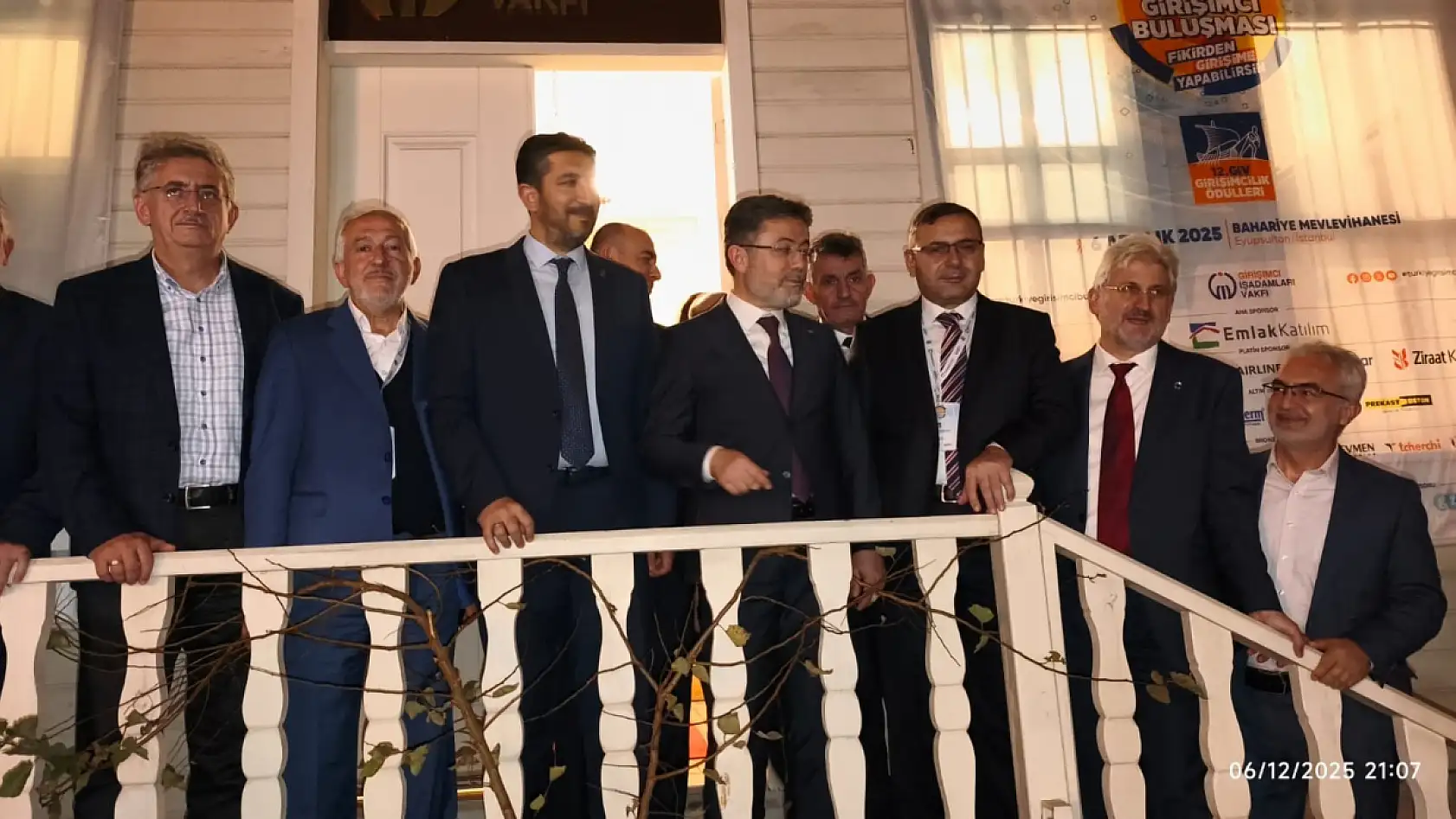 1 milyonluk gecede Konya rüzgarı! İstanbul'daki dev zirvede gözler o ikilideydi