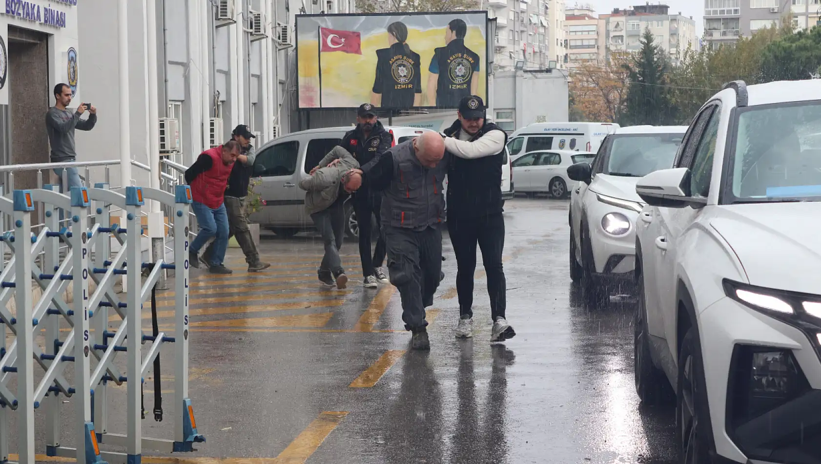 1 yaşındaki bebeğin öldüğü zehirlenme olayıyla ilgili 3 şüpheli adliyede