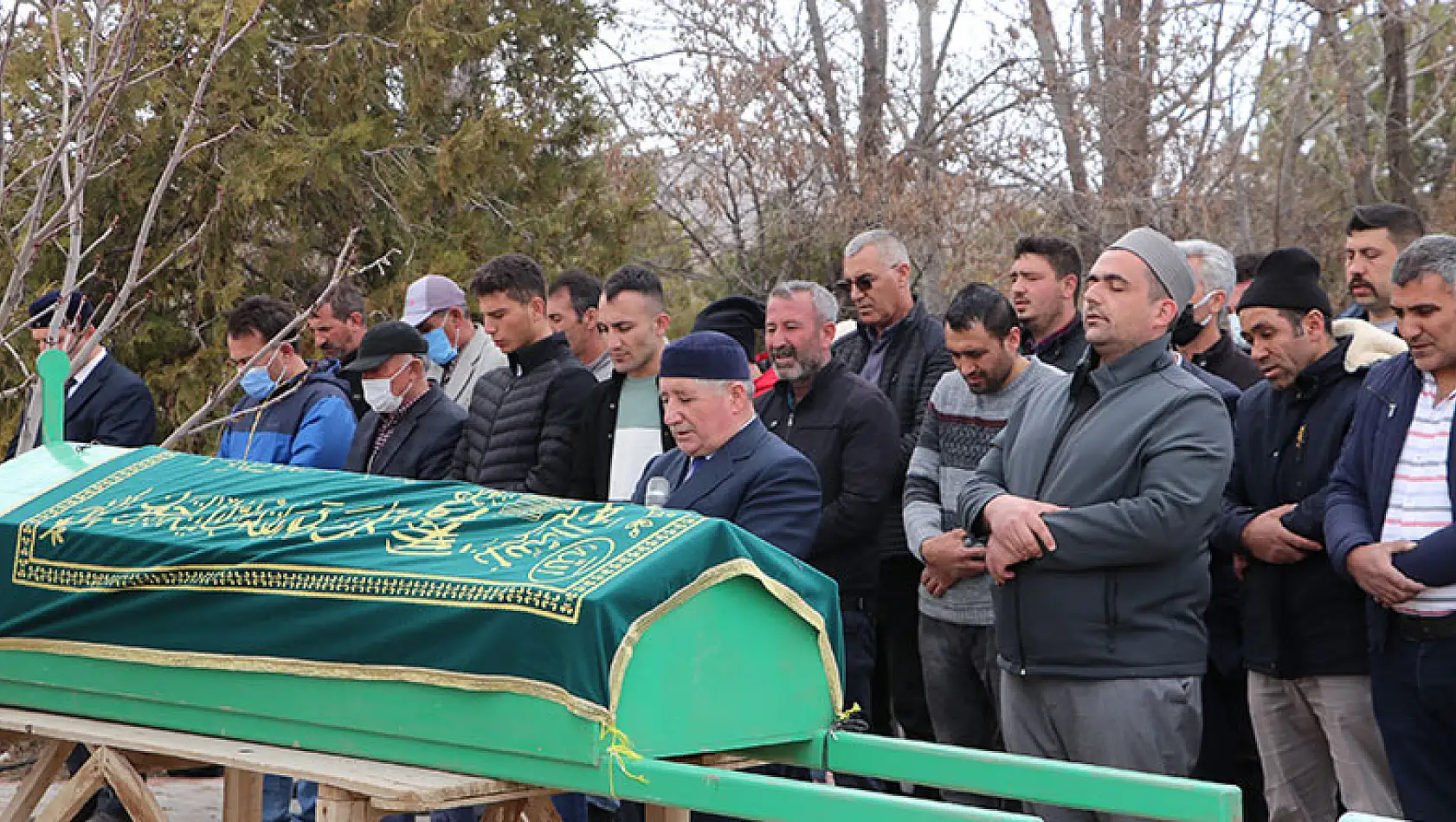 Konya'daki trafik kazasında hayatını kaybeden çiftin cenazesi defnedildi