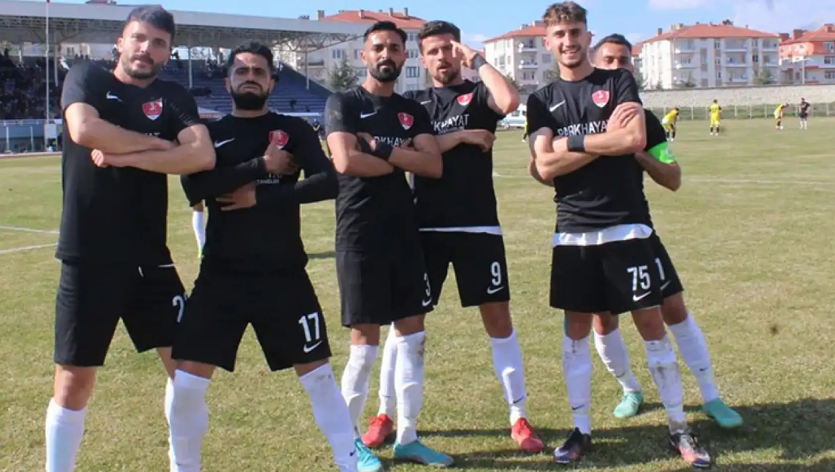 Akşehirspor, gol oldu yağdı!