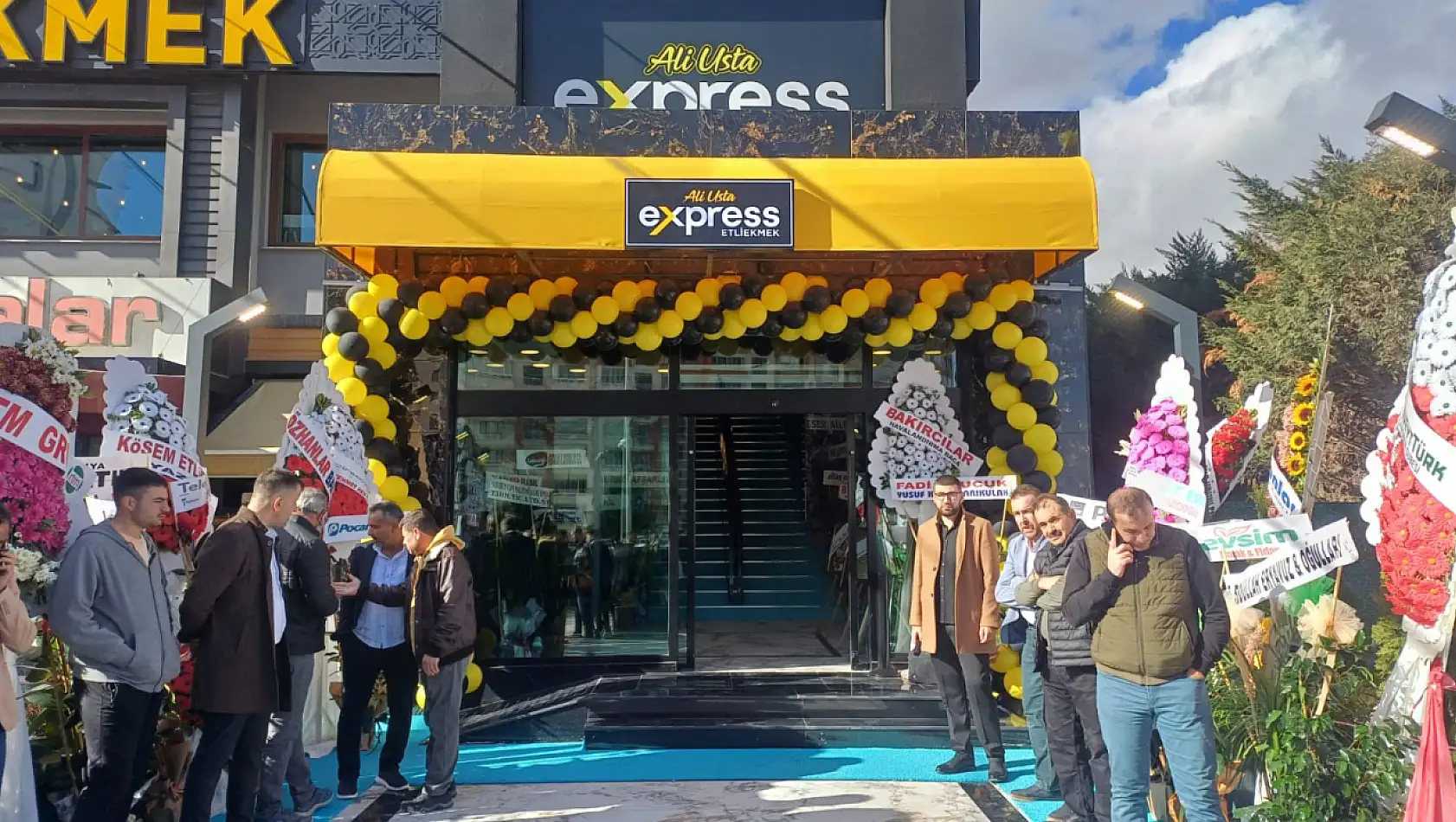 Ali Usta Express Etliekmek'in yeni şubesi büyük bir coşkuyla açıldı