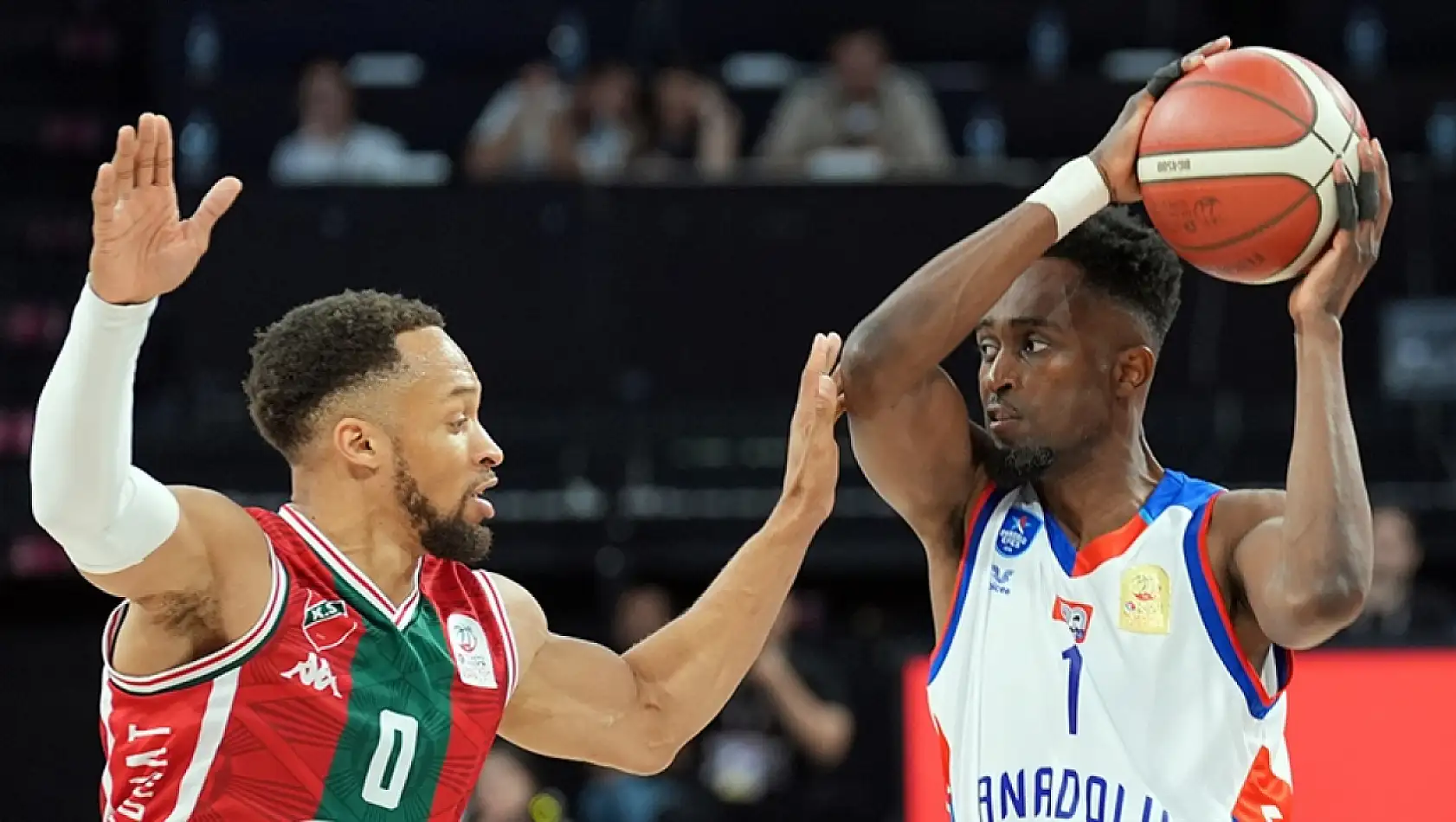 Anadolu Efes, Pınar Karşıyaka'yı ağırlayacak