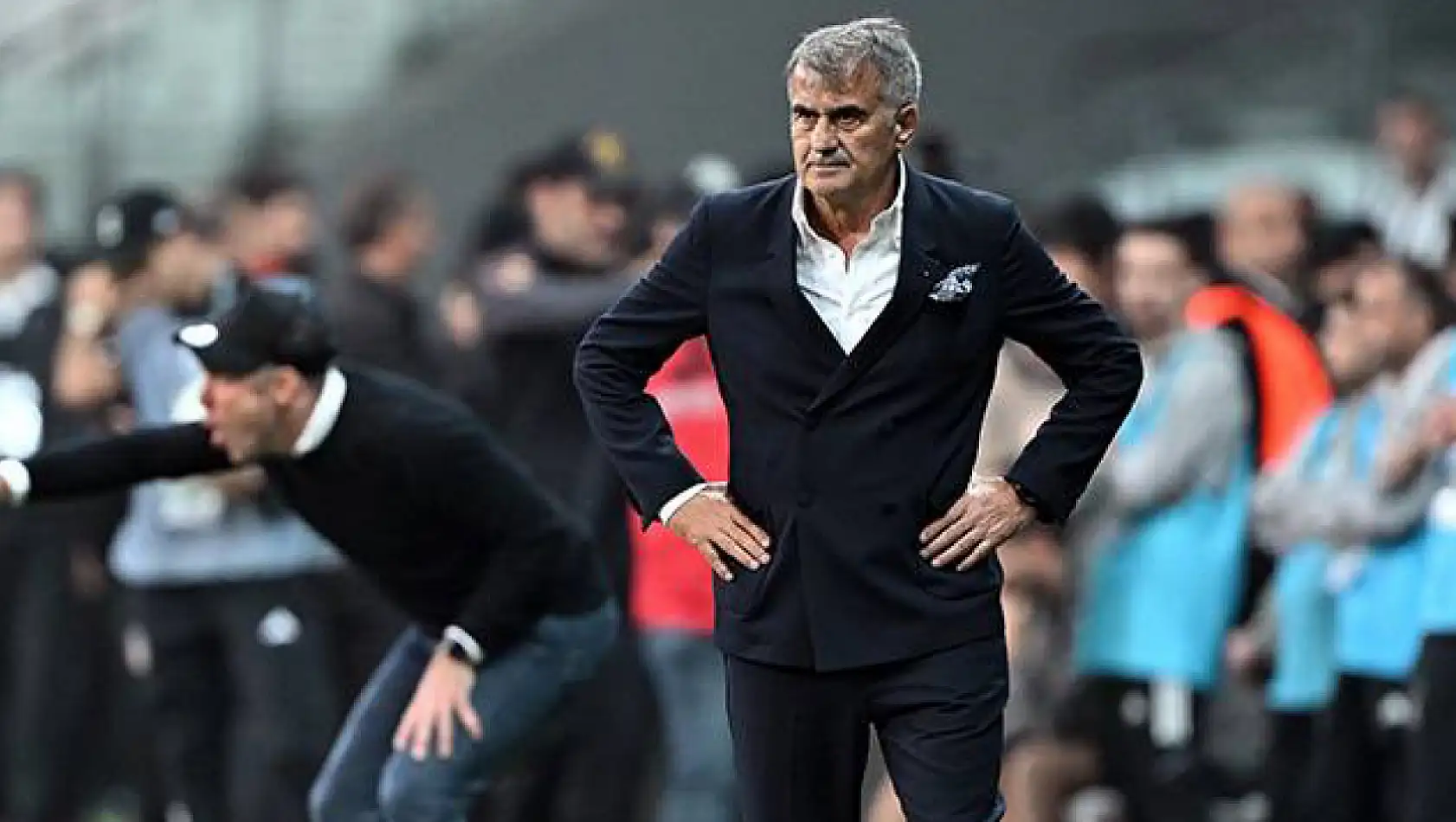 Beşiktaş Teknik direktörü Şenol Güneş istifa etti