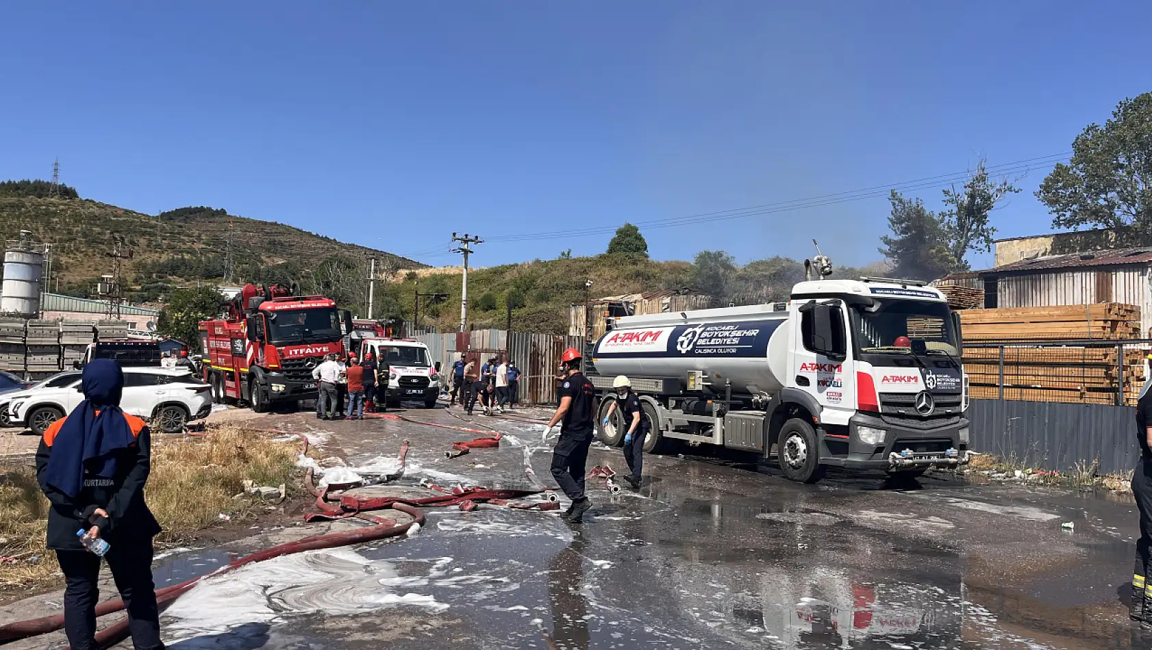 Boya fabrikasında can pazarı! 1 kişi hayatını kaybetti, 2 kişi hastanelik oldu