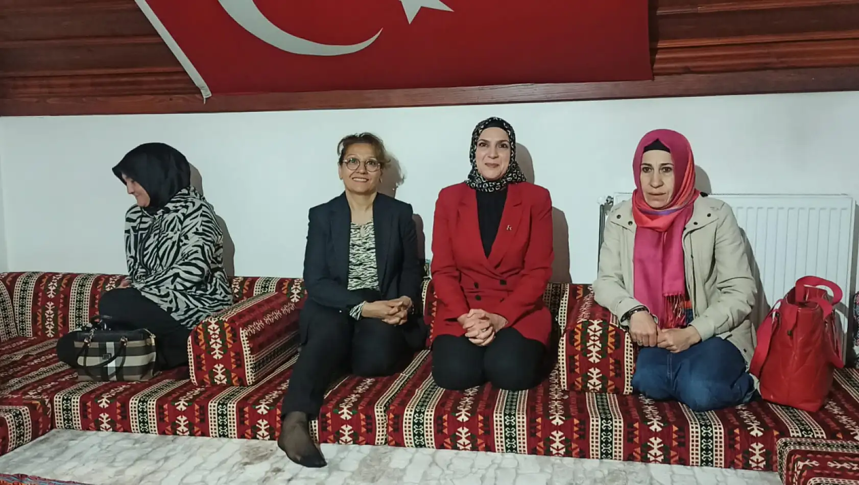 Çıpan, Konya Yörük Türkmen Derneği'ni ziyaret etti