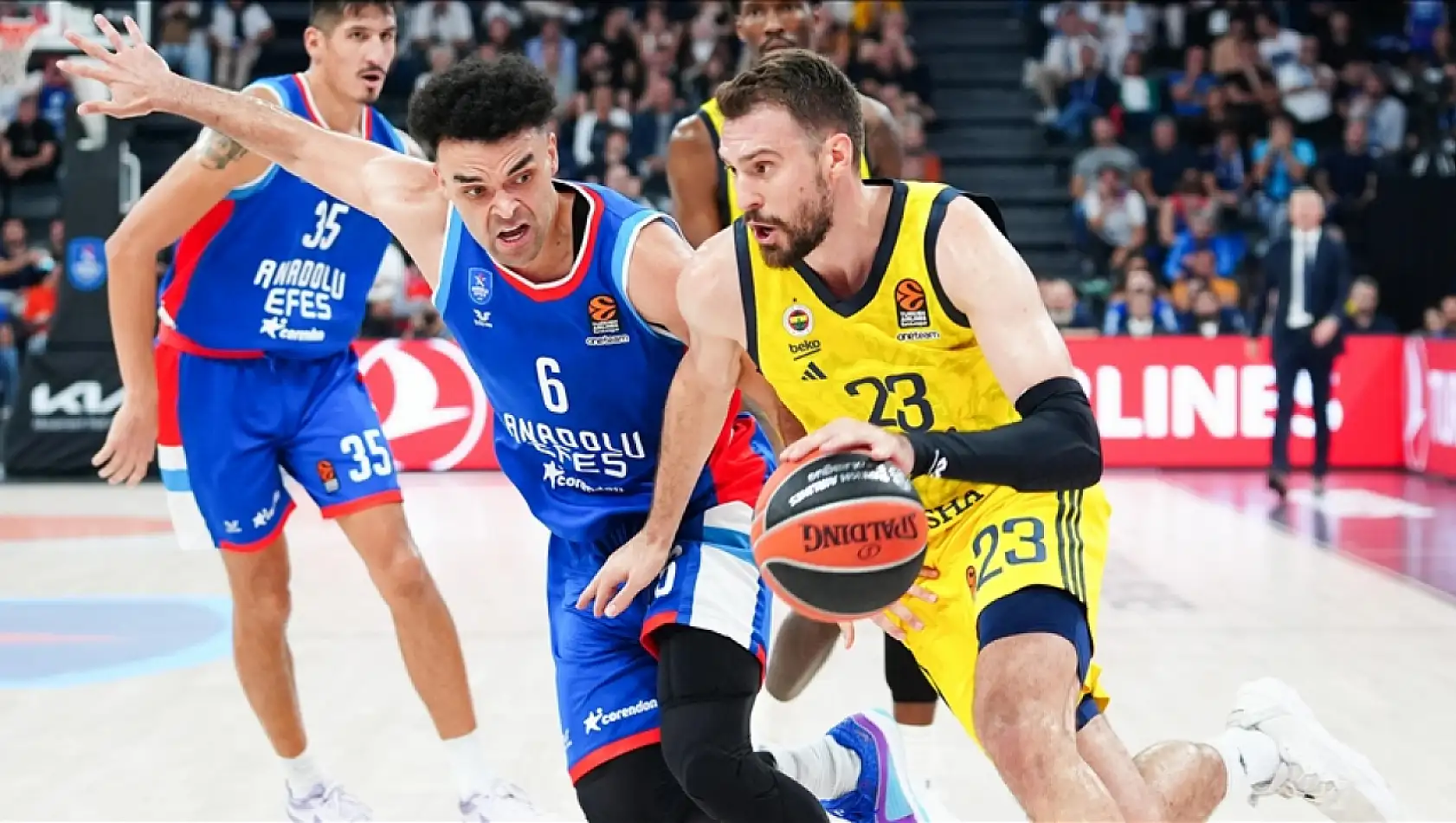 Fenerbahçe Beko ve Anadolu Efes Derbide Karşı Karşıya