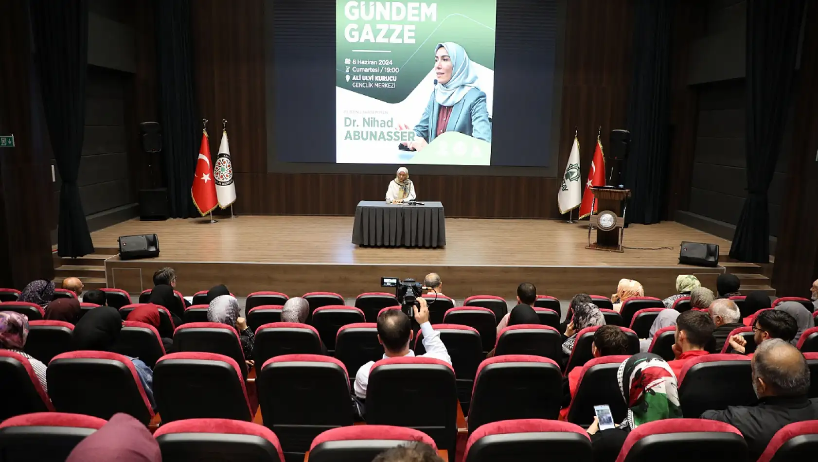 Filistinli akademisyen Abunasser'dan 'Gündem Gazze' konferansı!