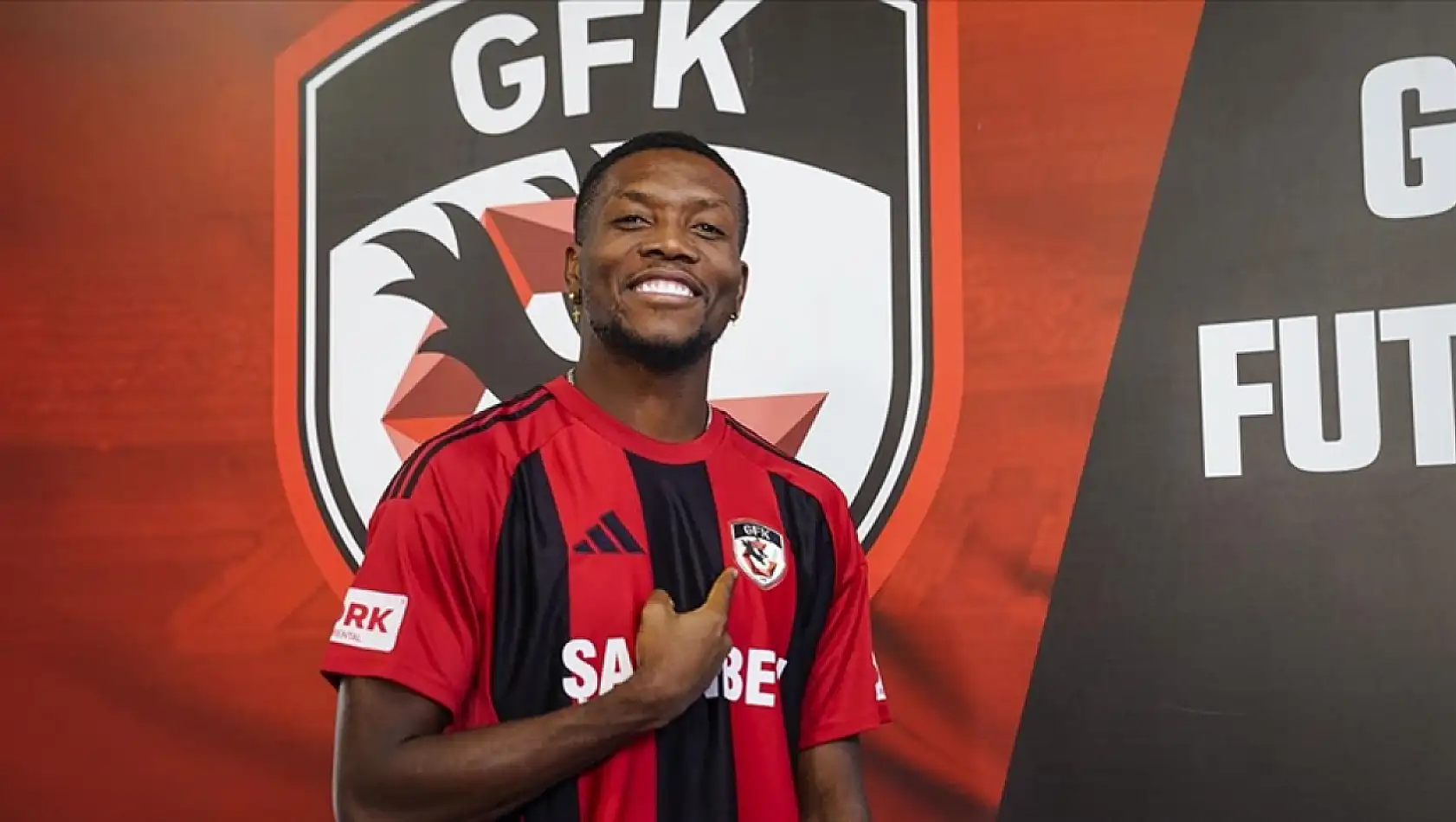 Gaziantep FK, Okereke'yi takımına transfer etti