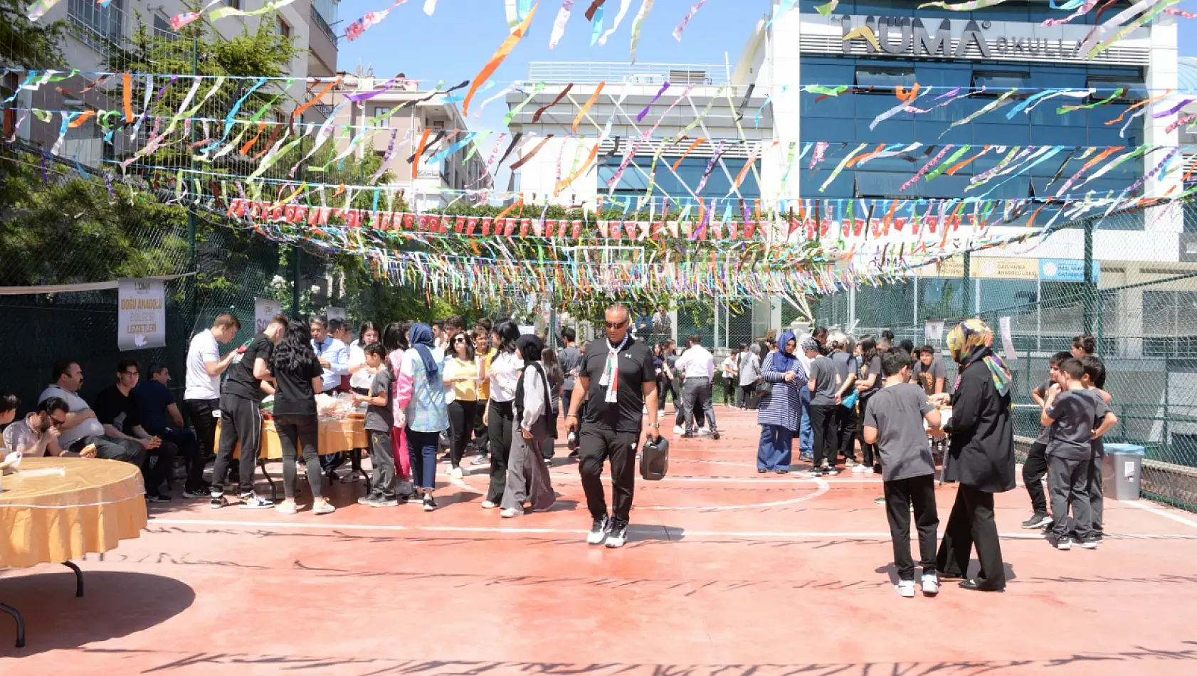 HÜMA Okullarında kermes coşkusu