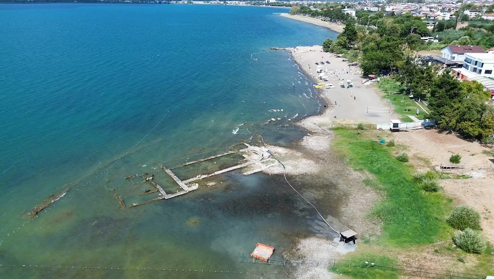 İznik Gölü kurumaya devam ediyor!