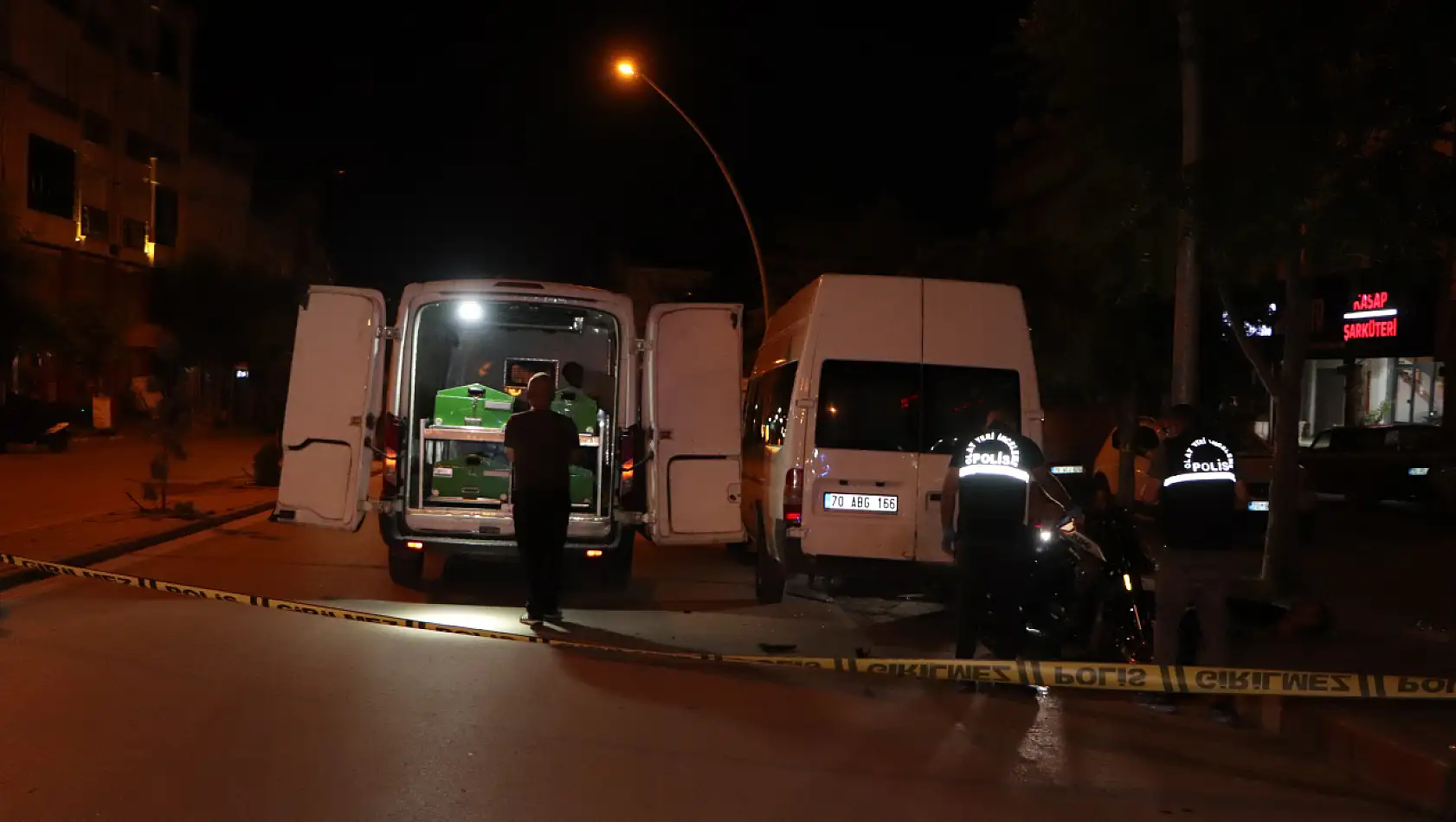 Karaman'da feci kaza: 2 genç hayatını kaybetti