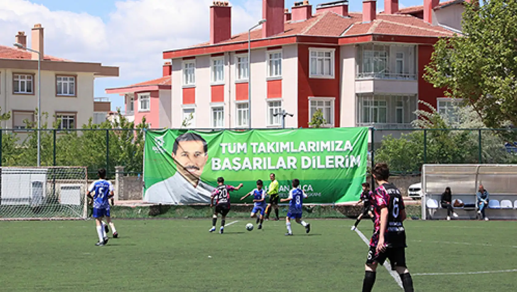 Karatay'da Ortaokullar Arası Dostluk ve Kardeşlik Futbol Turnuvası başladı!