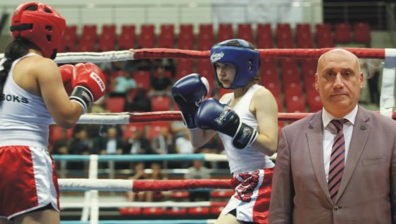 Konya'da 8 bin kick boksçu milli olabilmek için dövüşüyor