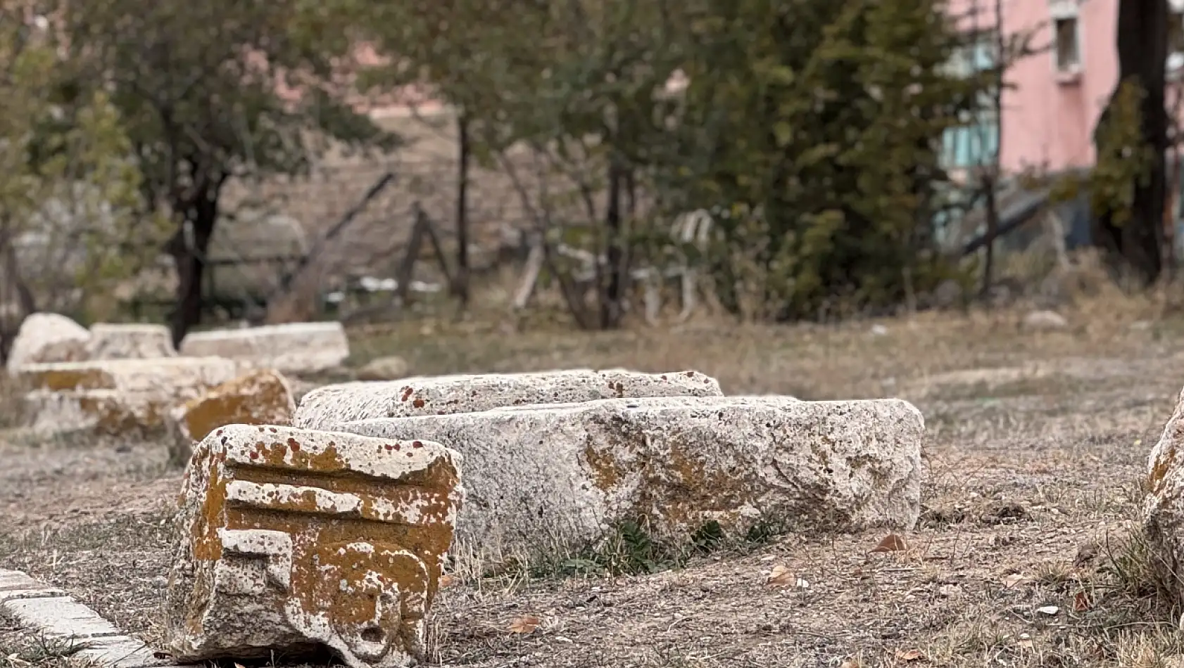 Konya'da Antik höyükteki 'Listra Kilisesi' gün yüzüne çıkarılıyor