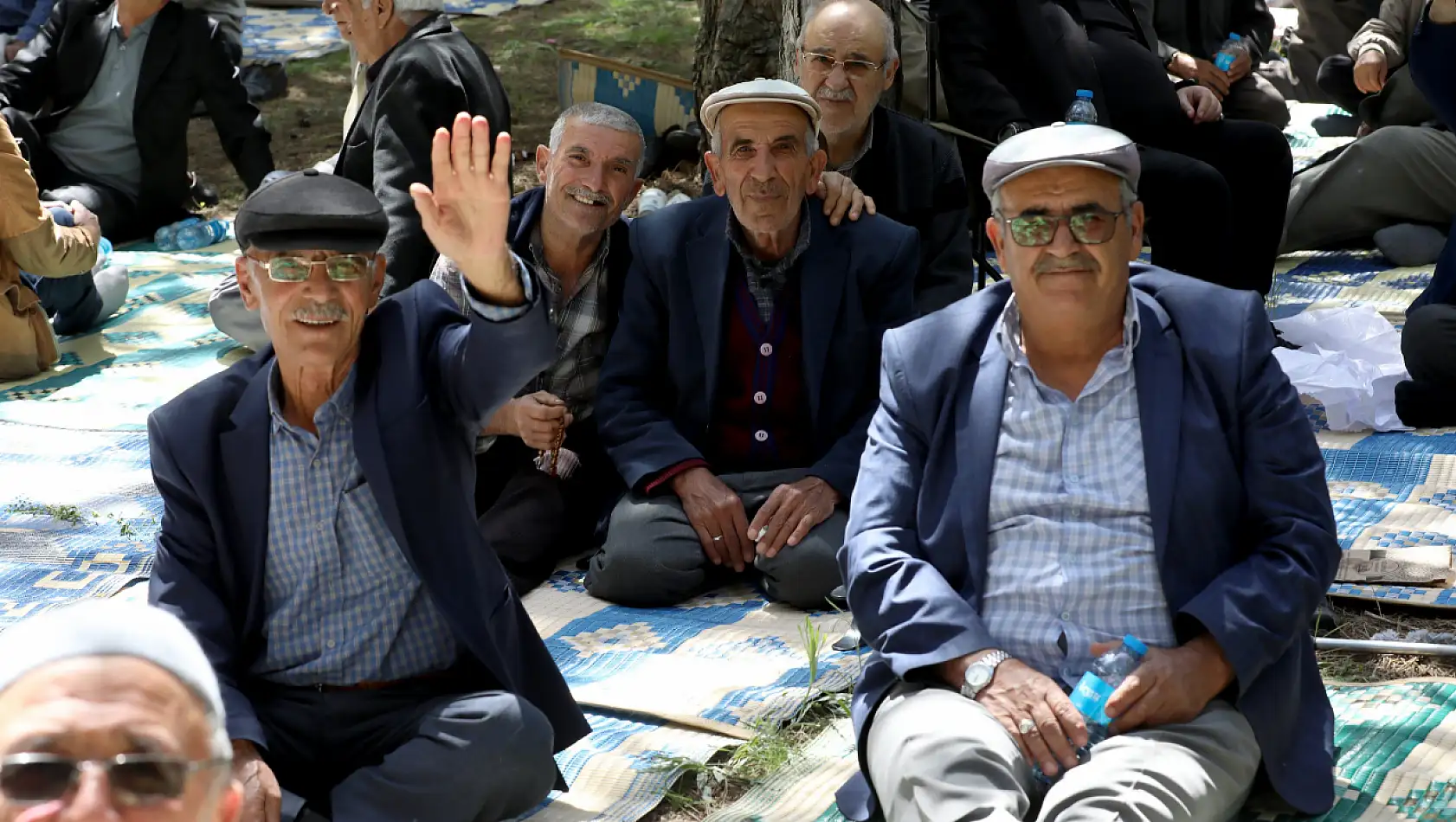 Konya'da emeklilere özel piknik düzenlendi