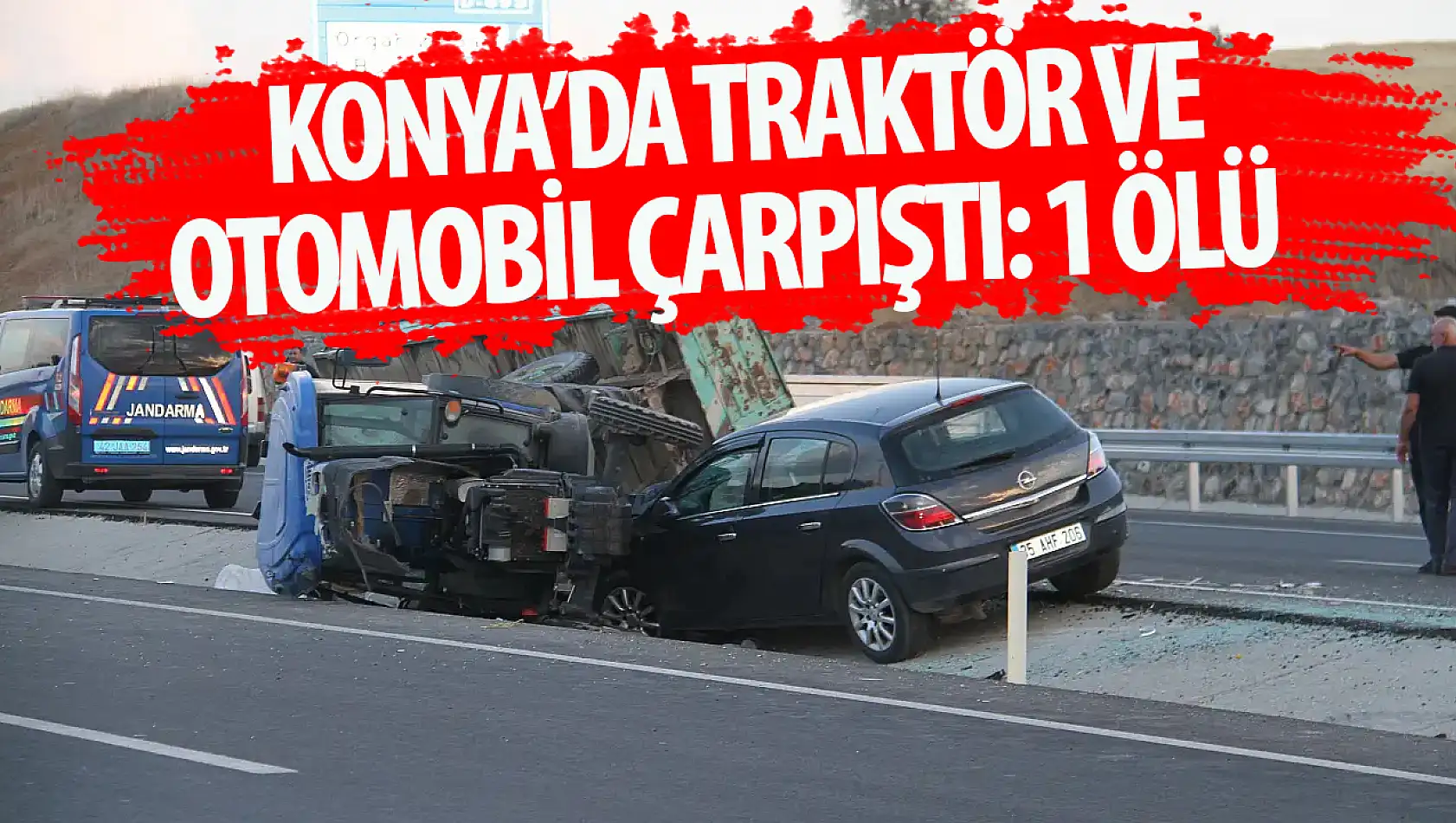 Konya'da kaza: Otomobille traktör çarpıştı! 1 ölü