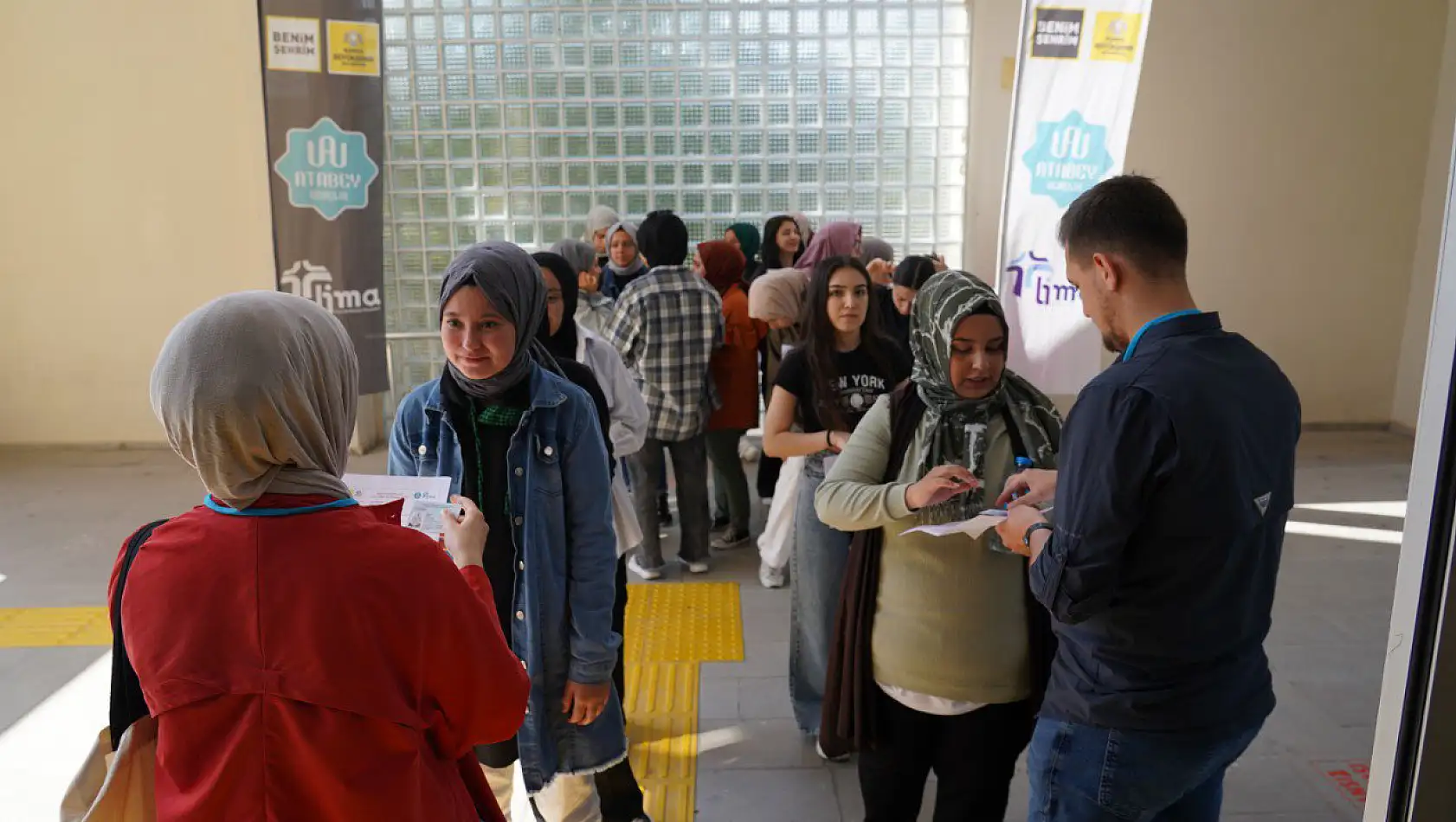 Konya'da lise öğrencileri için YKS provası