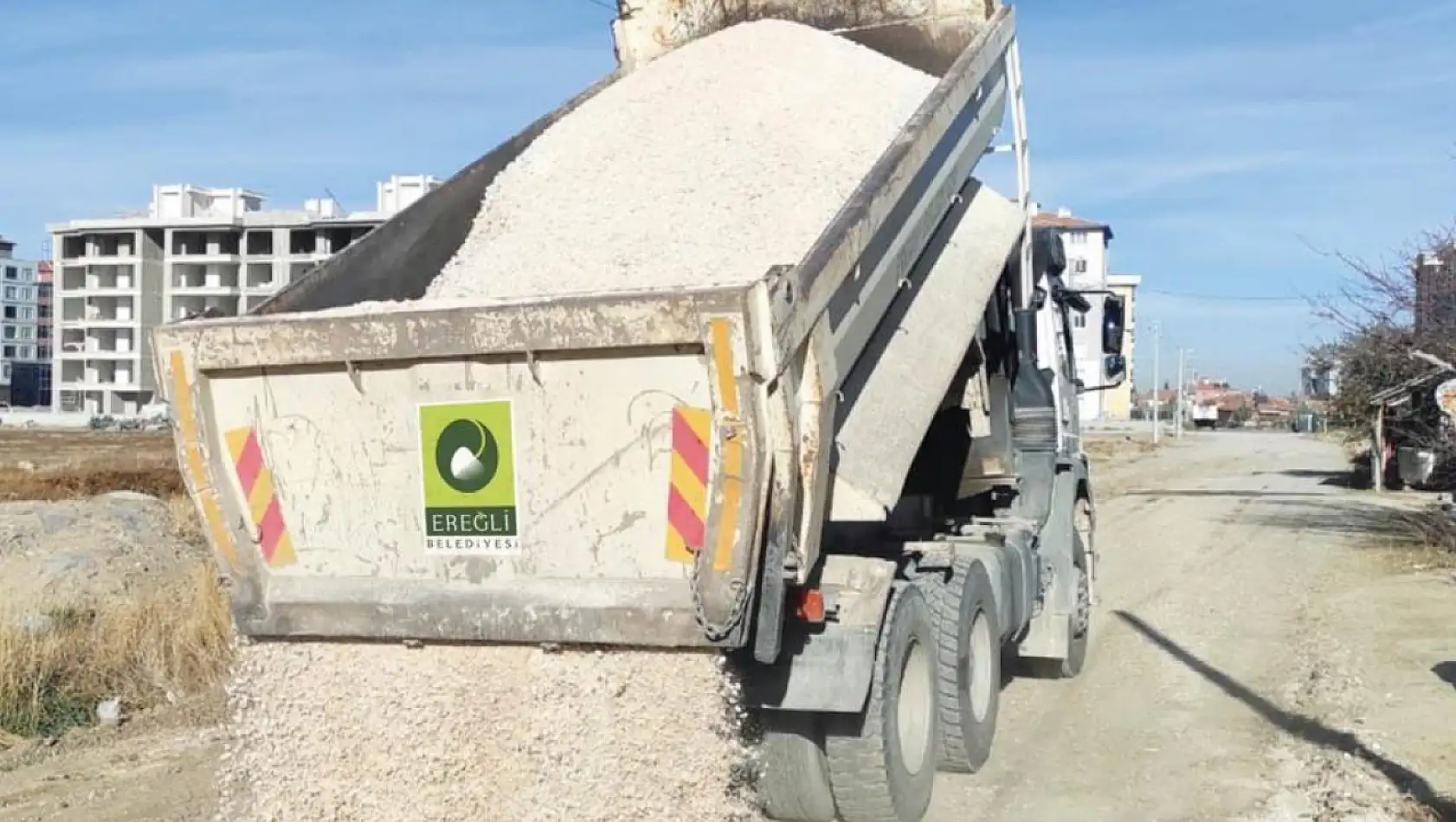 Konya'da yol bakım ve onarım çalışması tüm hızıyla devam ediyor!