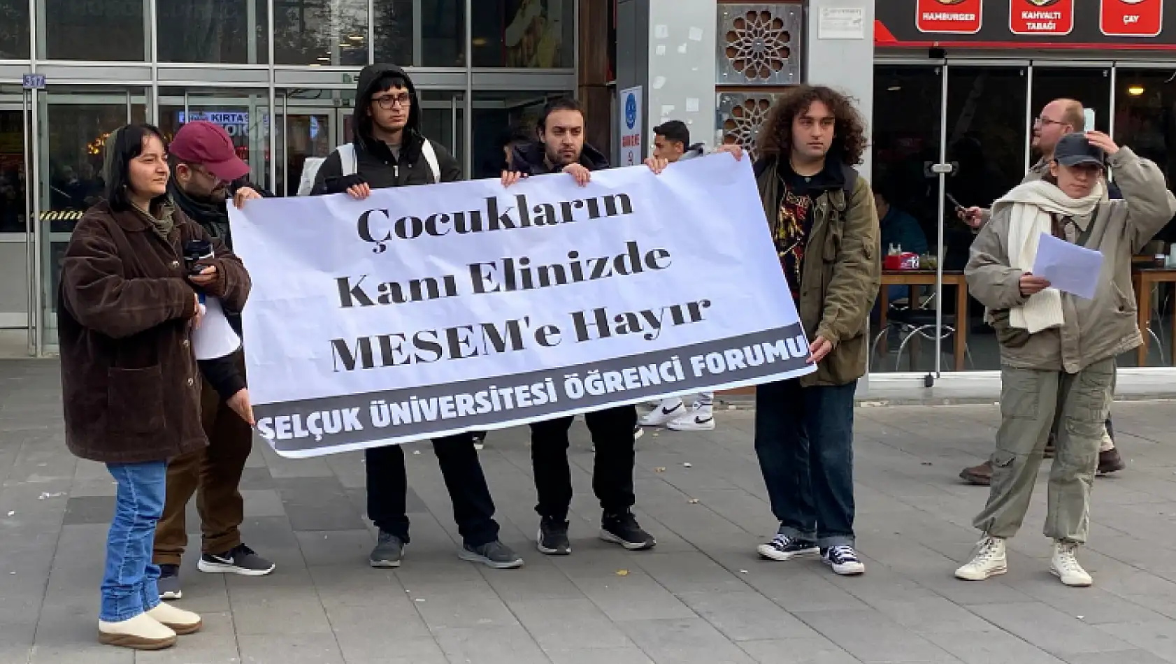 Konya'daki üniversitede 'MESEM' tepkisi: 'Çocuk işçi ölümleri durdurulsun'
