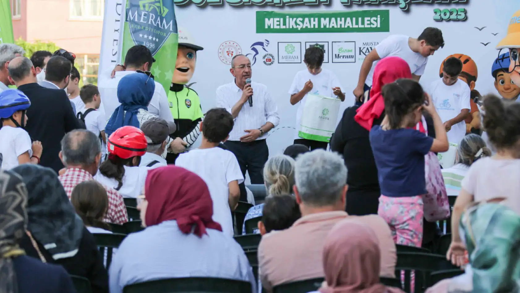 Meram'daki bisiklet yarışmasında coşkulu anlar!