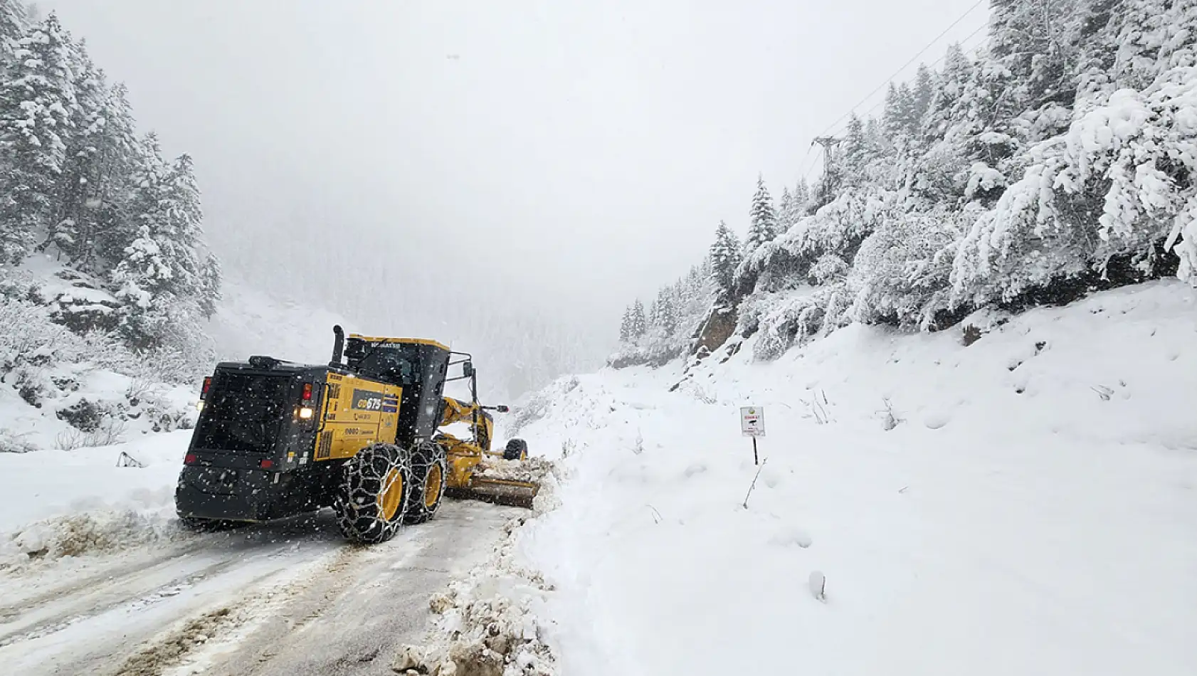 Meteoroloji uyarmıştı: 5 il kara teslim oldu!