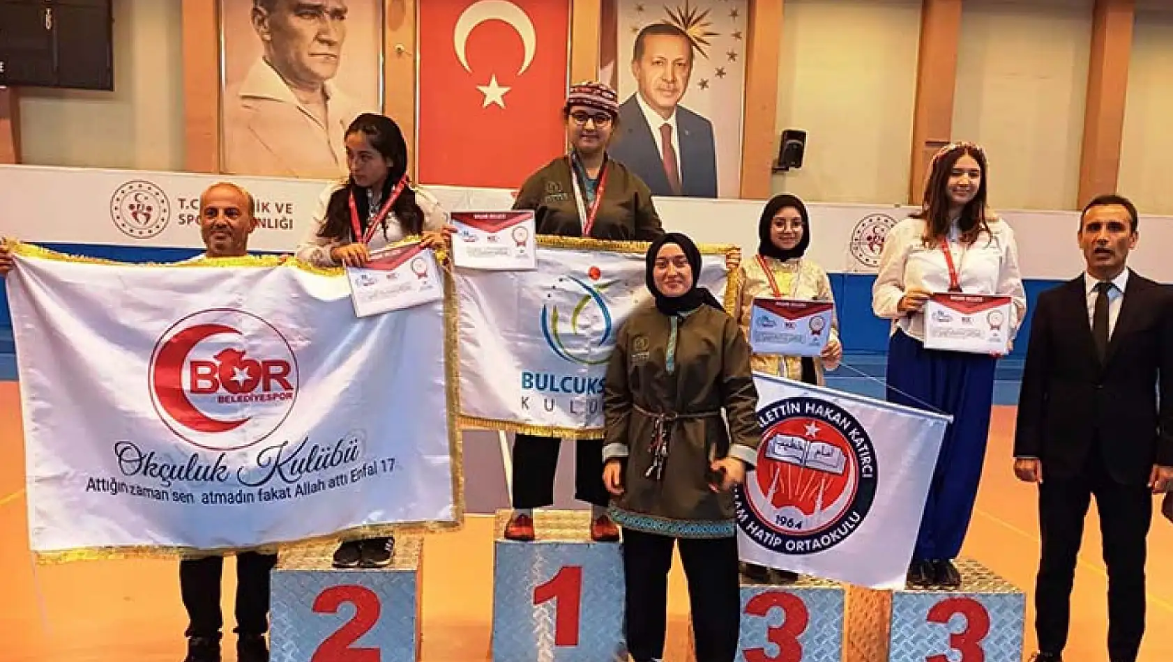 Okul sporları geleneksel Türk okçuluğunda Konyalı sporculardan büyük başarı!