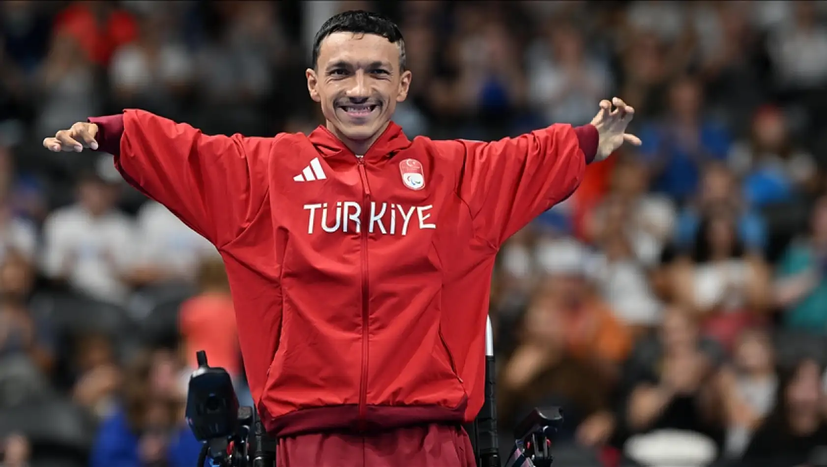 Paris 2024 Paralimpik Oyunları'nda Umut Ünlü, altın madalya kazandı