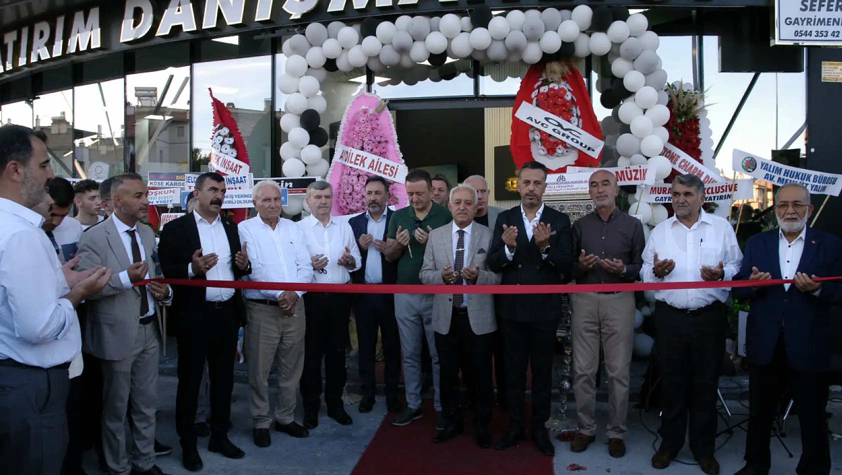 Sefer gayrimenkul ve yatırım danışmanlığı ofisi dualarla açıldı