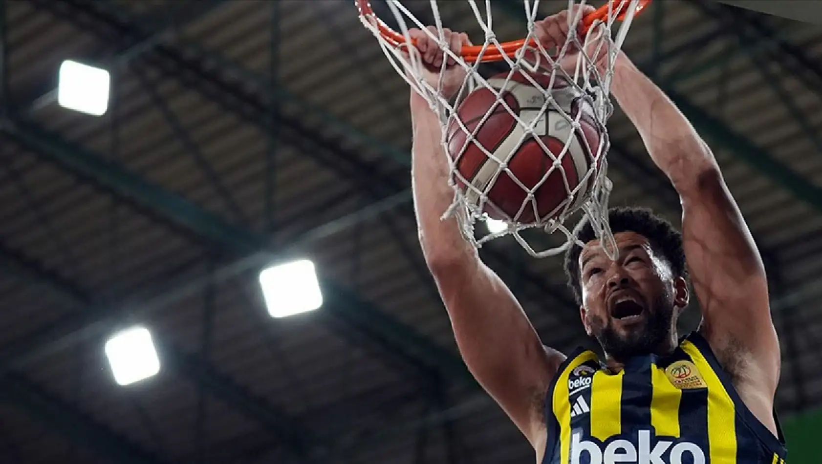 THY Avrupa Ligi'nde Fenerbahçe Zirve Takibinde, Liderlik Barcelona'da