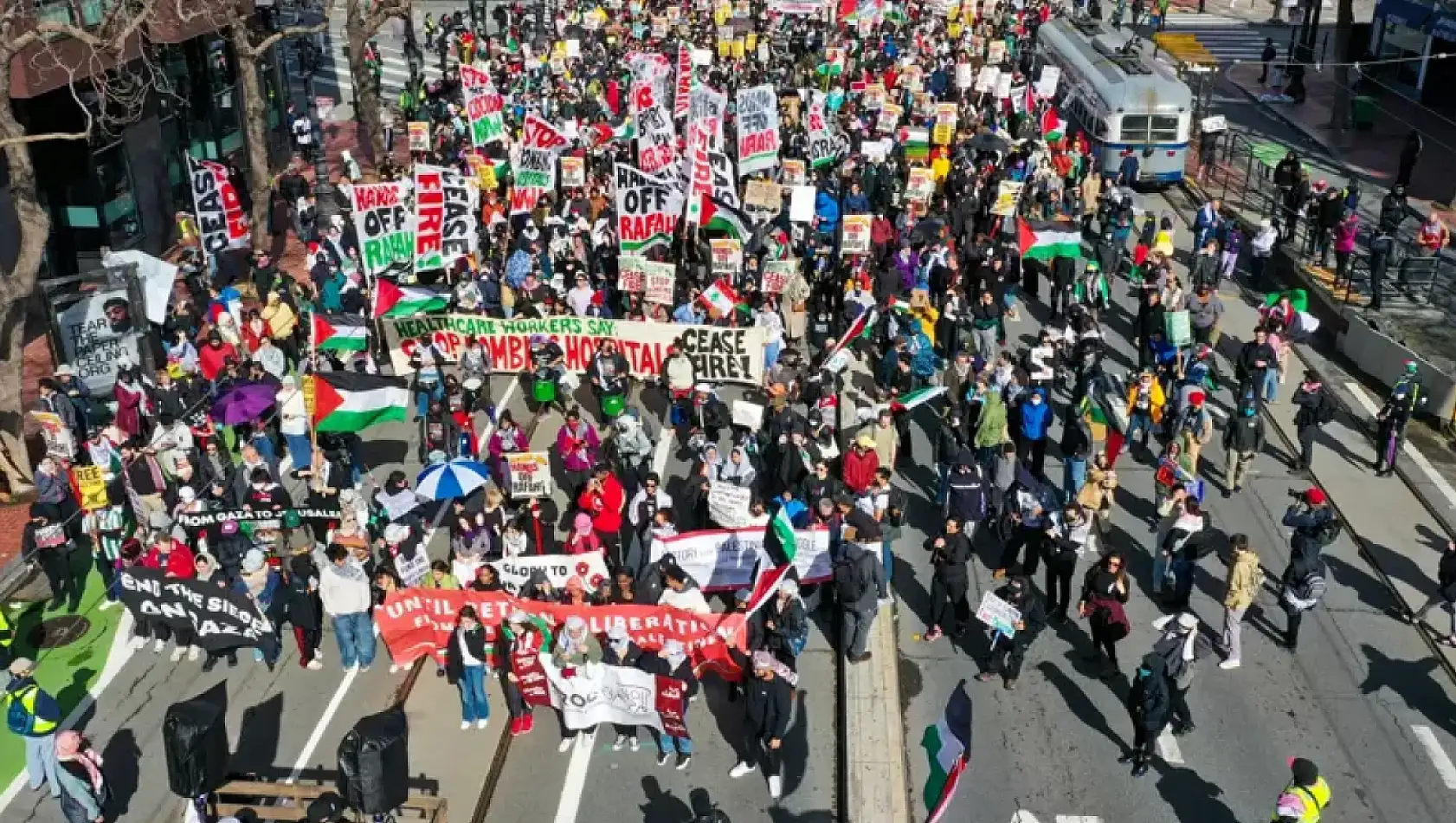 San Francisco 'da tek ses: 'İsrail'e Silah Yardımını Durdurun'