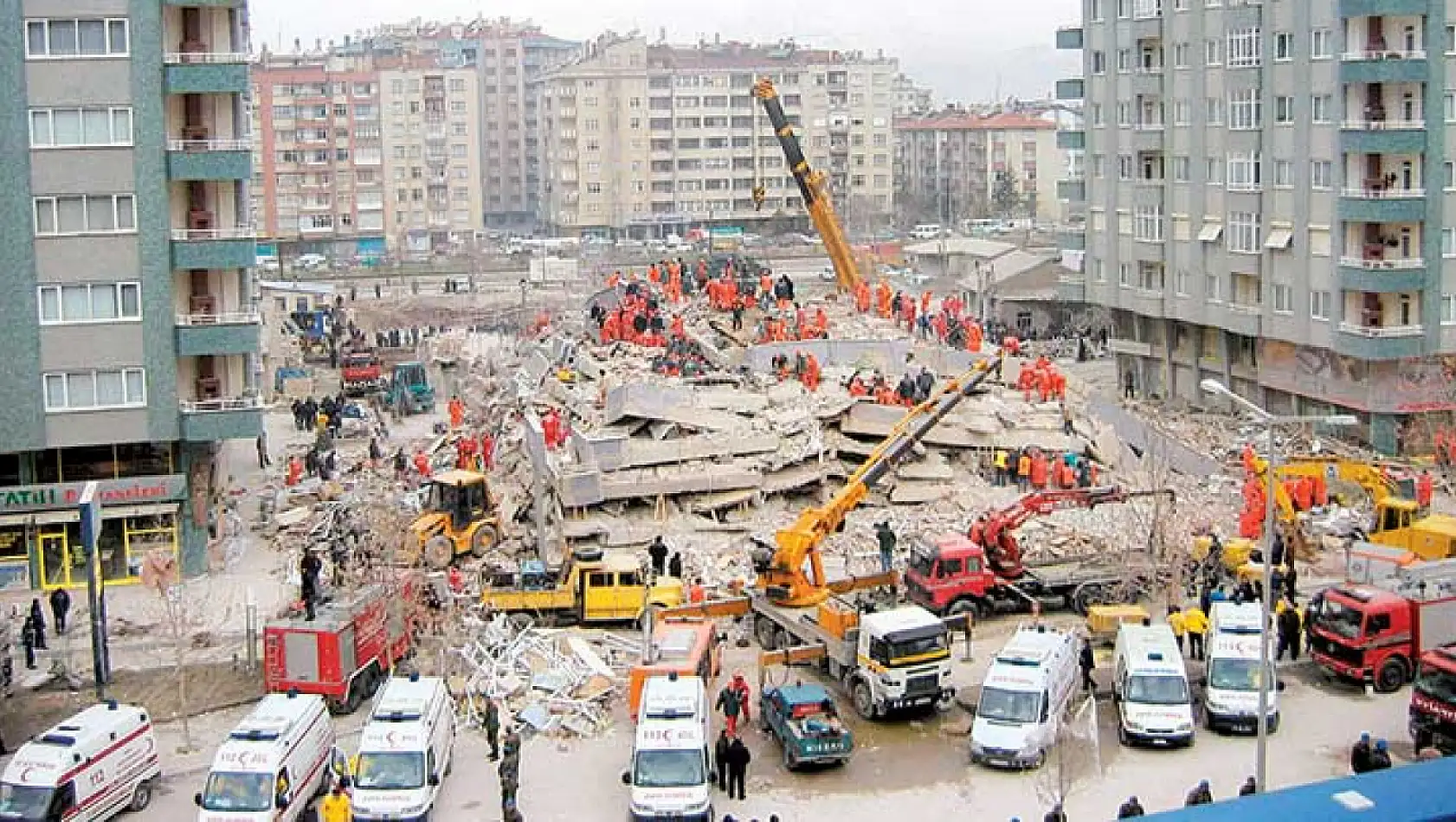 Zümrüt Apartmanı: Konya'nın unutamadığı facia!